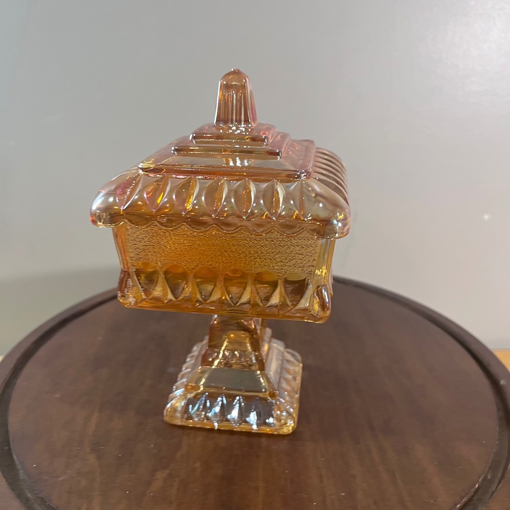 Vtg Westmoreland Marigold Carnival Glass Wedding Cake Box Footed Candy Dish Lid